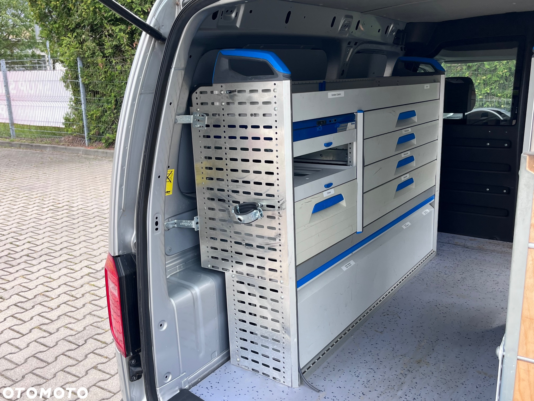 Volkswagen Caddy - 11