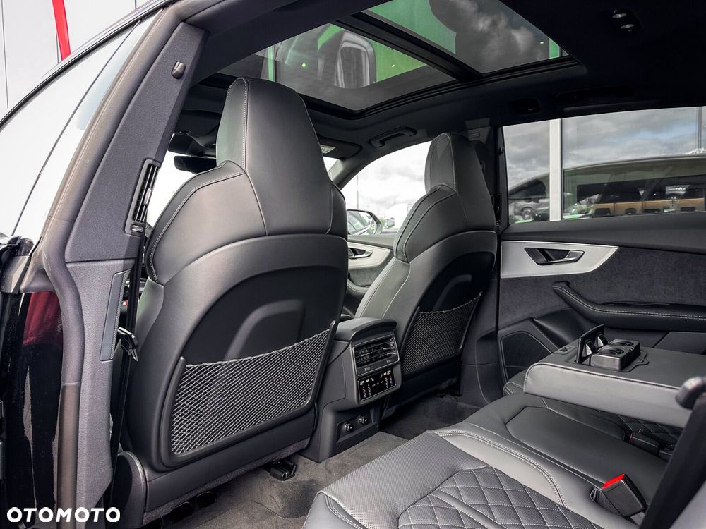 Audi Q8 - 40