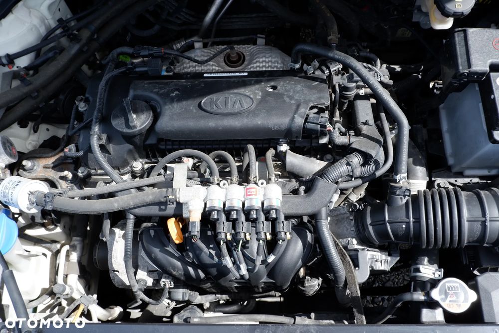 Kia Stonic 1.4 L - 37