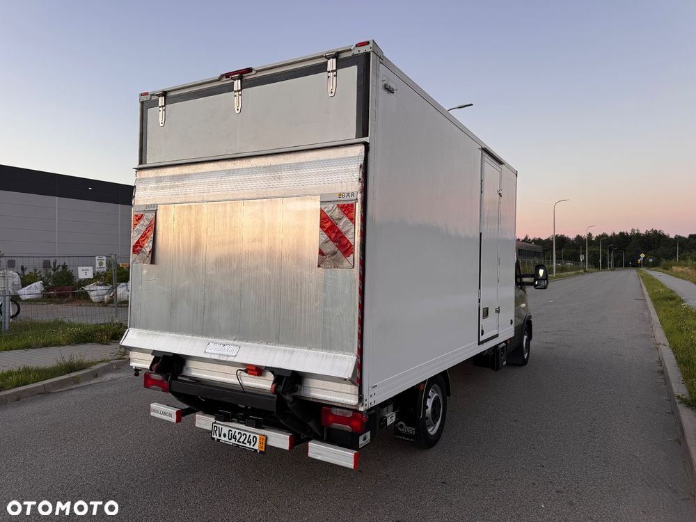Iveco Daily 35s18 3.0 Kontener z Windą drzwi boczne - 6