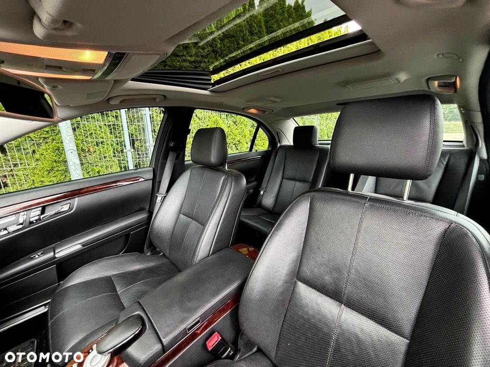 Mercedes-Benz Klasa S 350 4Matic 7G-TRONIC - 24