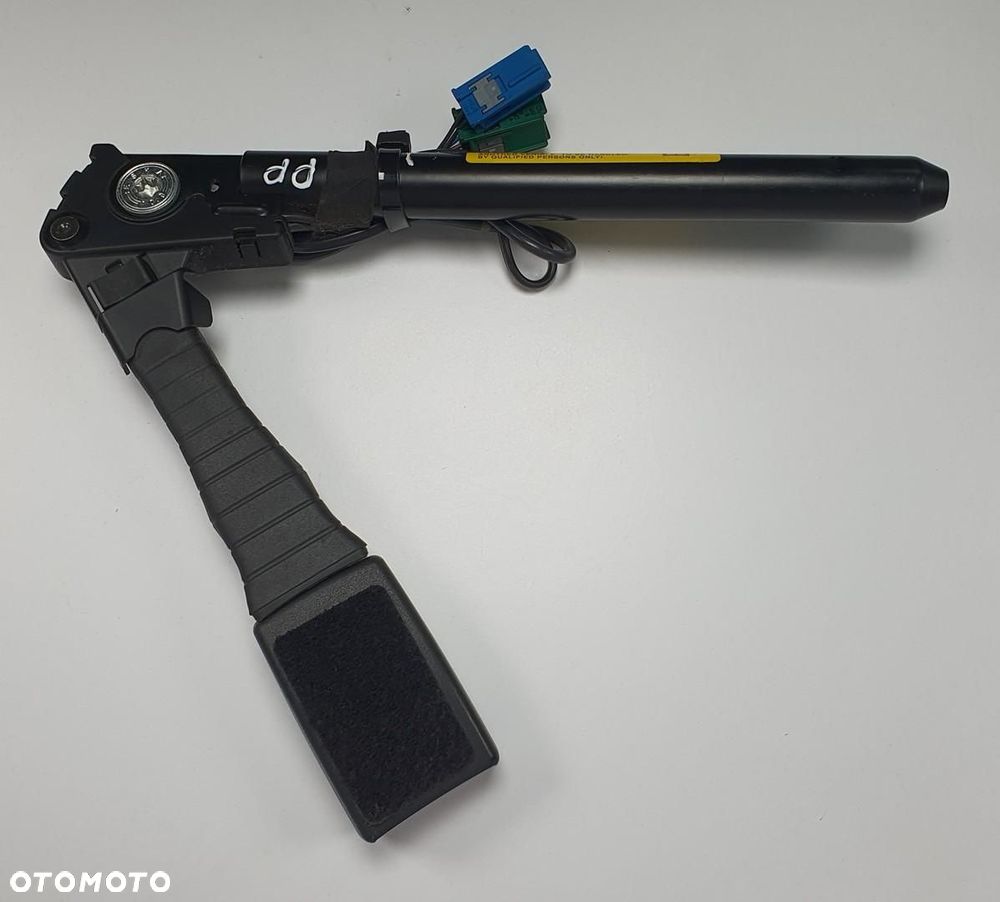 ZAPINKA NAPINACZ PASA PRAWY PRZÓD OPEL ASTRA III H 330803354 EUROPA