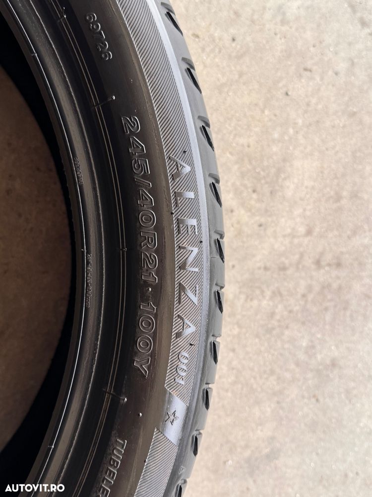 Vând 2 anvelope 245/40/21 bridgestone de vară cu runflat ca noi - 5