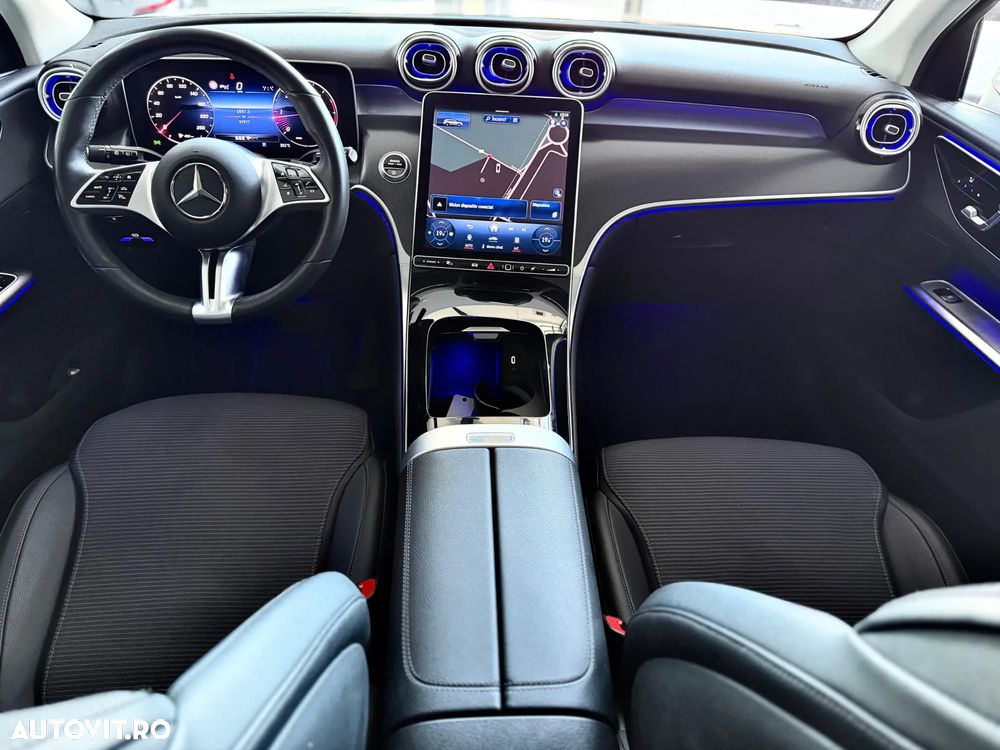 Mercedes-Benz GLC 220 d 4MATIC MHEV - 28