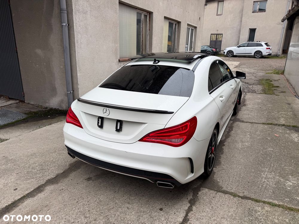 Mercedes-Benz CLA 180 AMG Line - 18