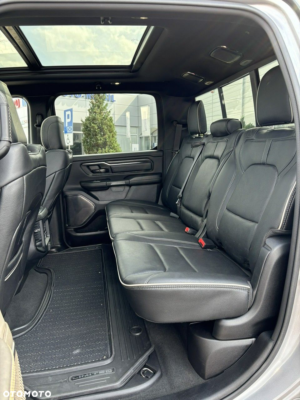 RAM 1500 - 13