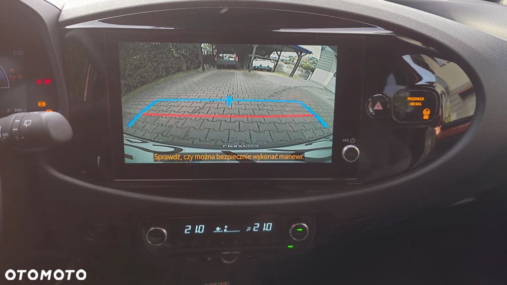 Toyota Aygo X Hybrid 1.5 Style e-CVT - 11