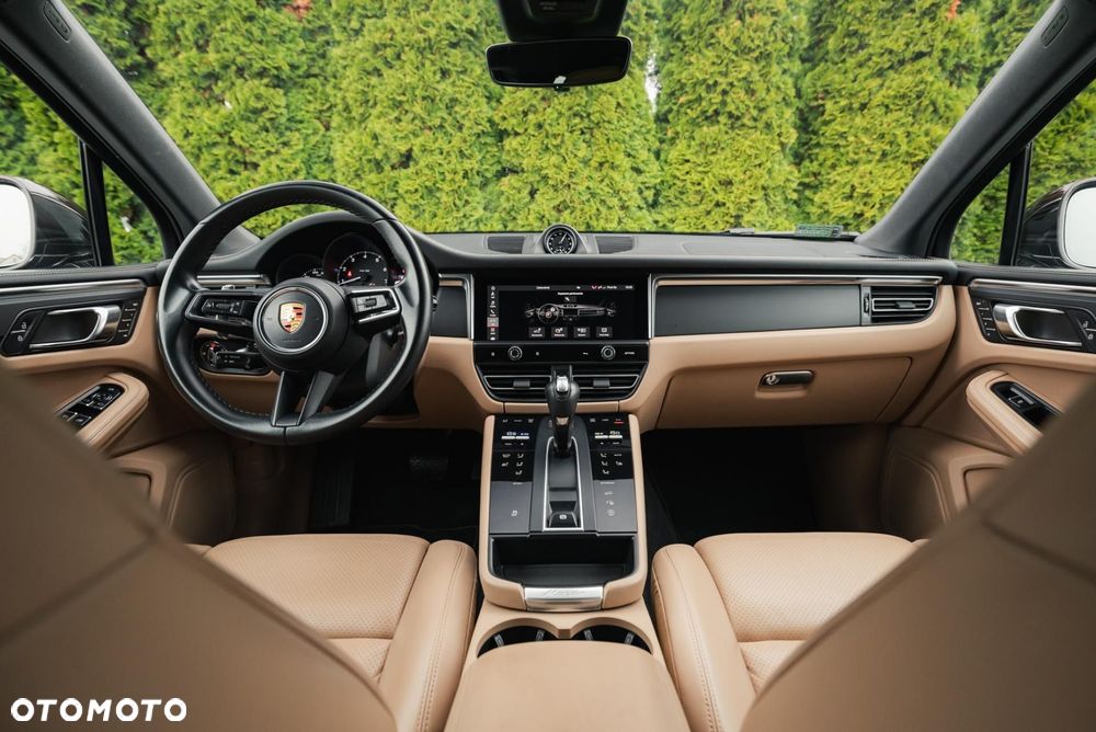 Porsche Macan - 10