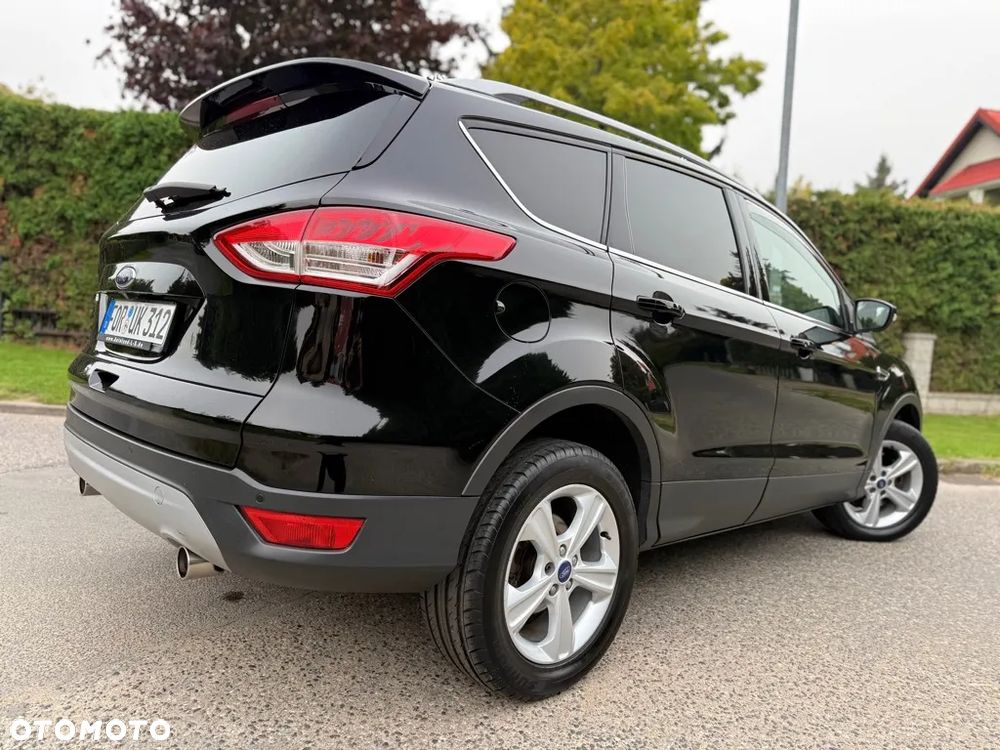 Ford Kuga 2.0 TDCi 4WD Titanium - 4