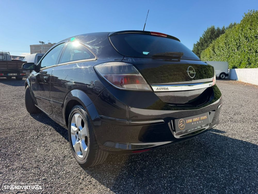 Opel Astra GTC 1.3 CDTi - 23