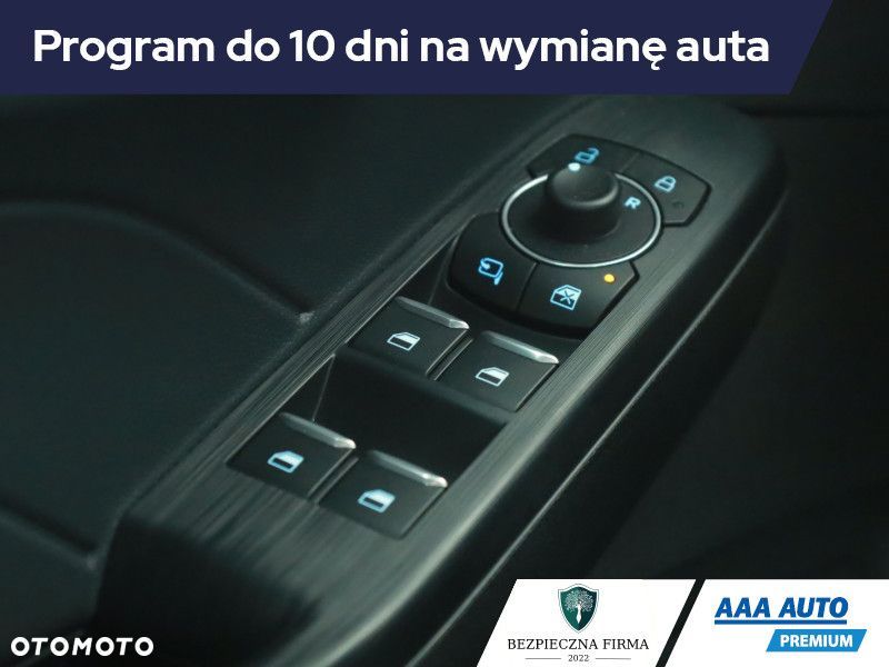 Ford Kuga - 20