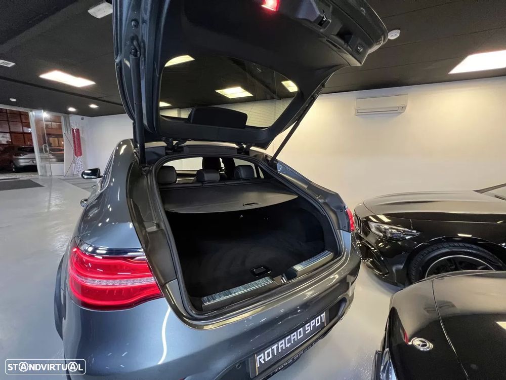 Mercedes-Benz GLC 250 d Coupé AMG Line 4-Matic - 48