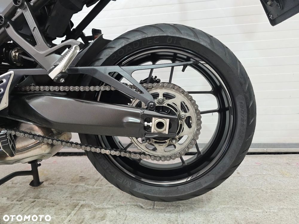 Yamaha MT - 17