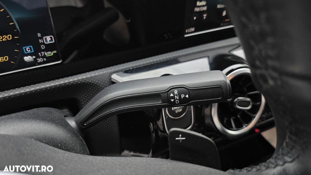Mercedes-Benz A - 17