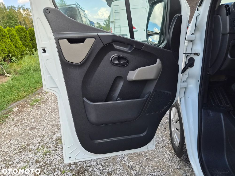 Opel Movano - 17
