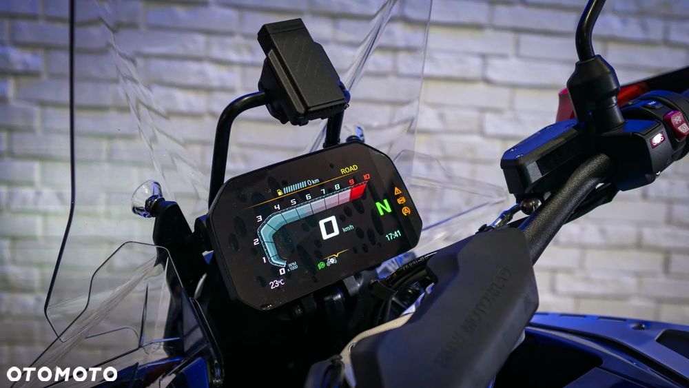 BMW R - 11