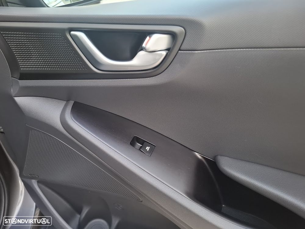 Hyundai Ioniq 28kWh Eletric Tech - 43