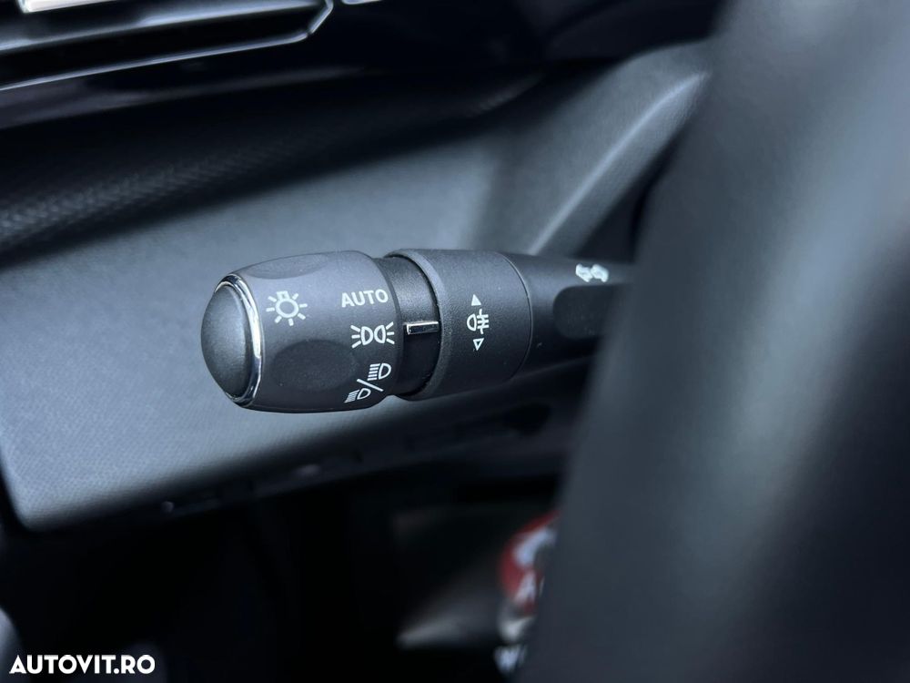 Peugeot 308 - 20