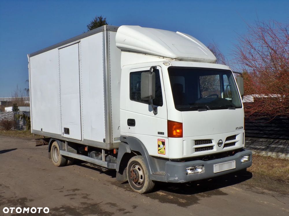 Nissan ATLEON - 1