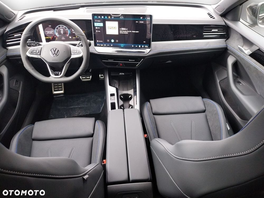 Volkswagen Passat Variant 2.0 TSI 4Mot R-Line Plus DSG - 27