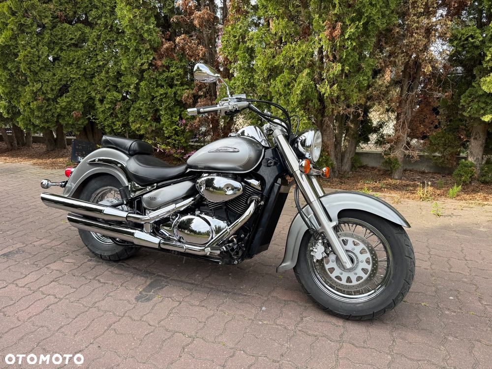 Suzuki VL 800 Volusia - 2