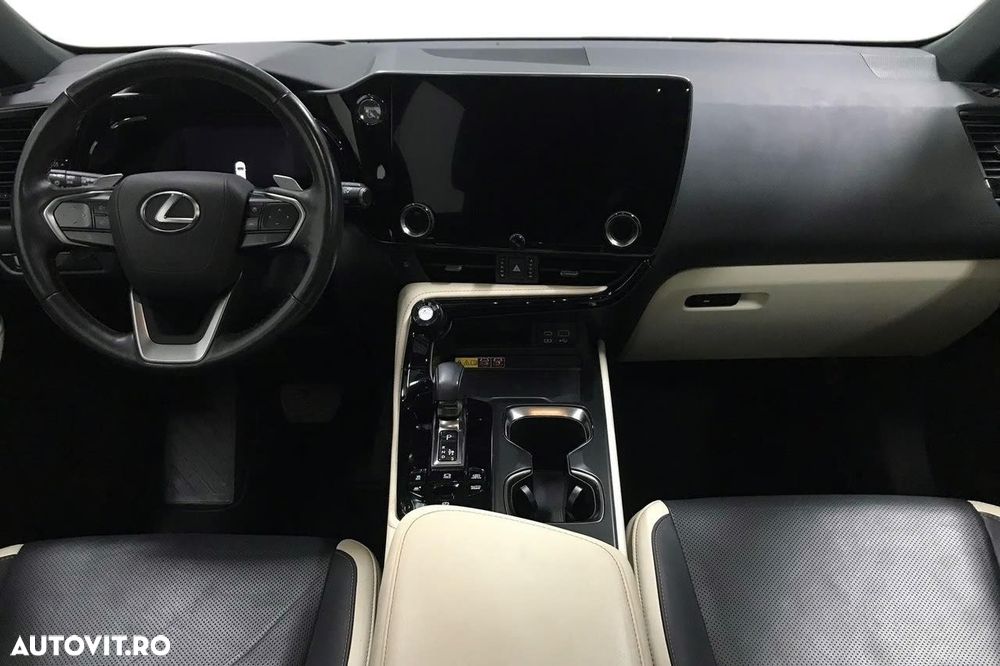 Lexus Seria NX 450h+ E-FOUR Executive Line - 16