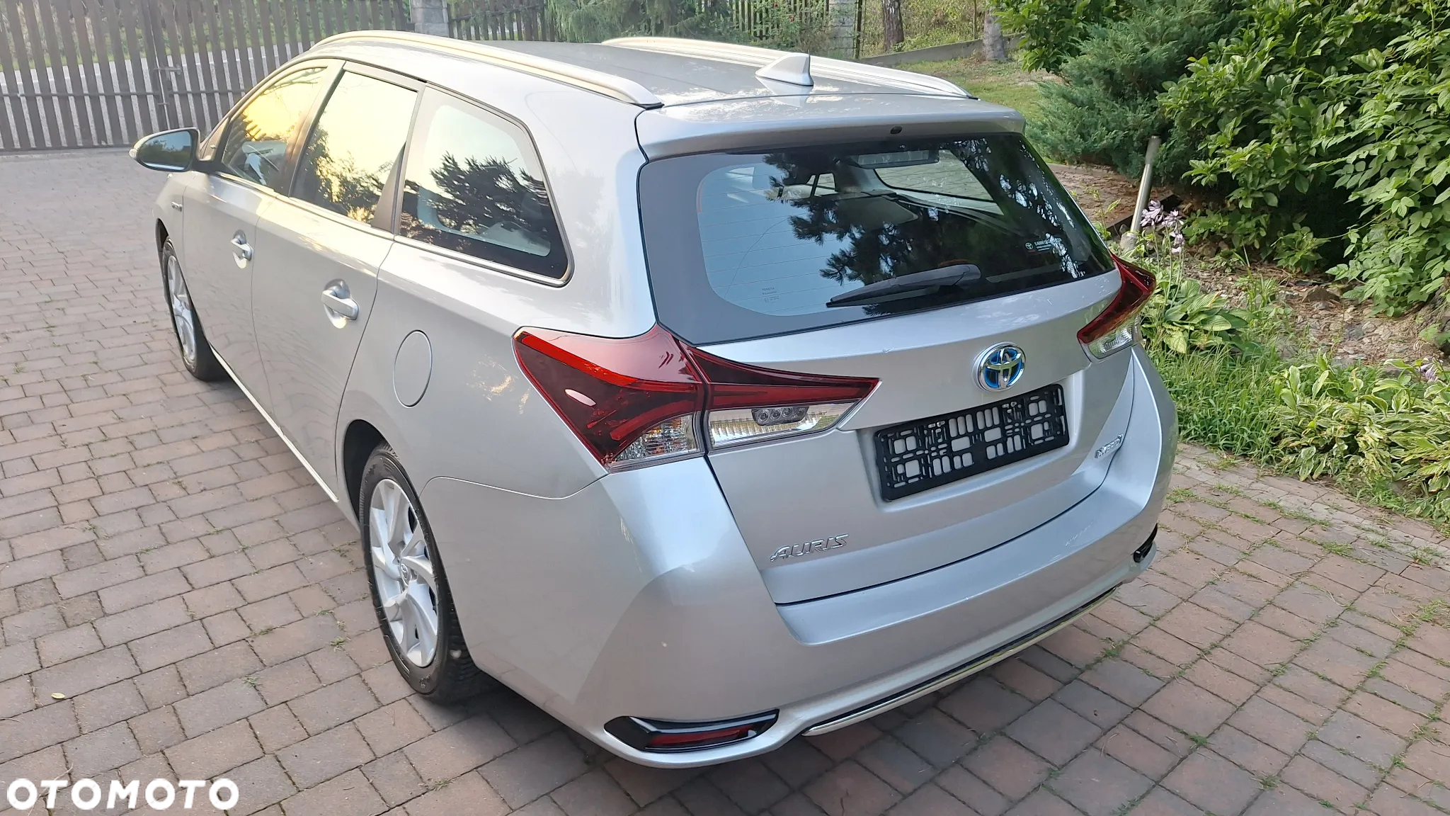 Toyota Auris 1.8 VVT-i Hybrid Automatik Style Selection - 8