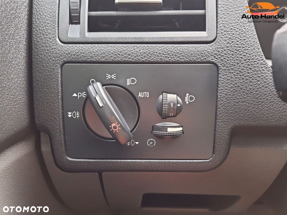 Ford Kuga 2.0 TDCi 4x4 Titanium - 30