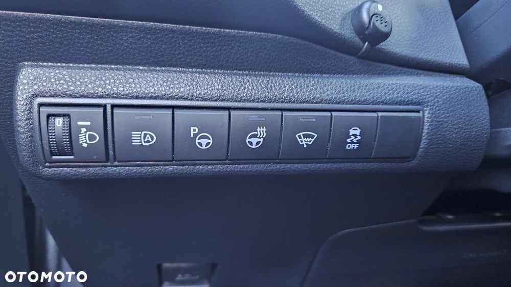 Toyota Corolla 2.0 Hybrid Executive - 16