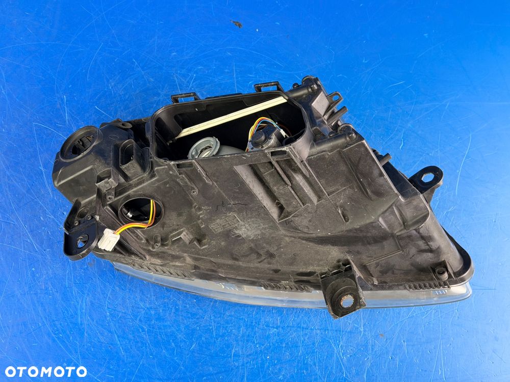 LEWY BI XENON LED AUDI A6 C6  EUROPA BDB HELLA - 7
