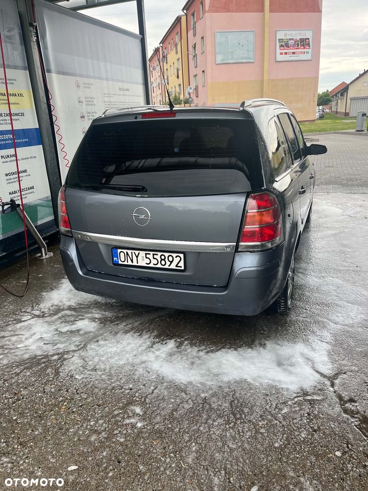 Opel Zafira 1.8 Cosmo - 15