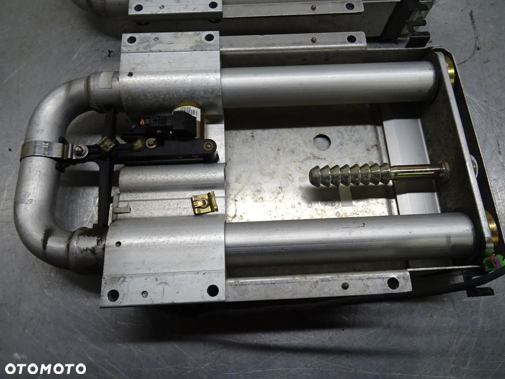 VOLVO C70 CABRIO 97-05 2.0 TB ZAGŁÓWEK PIROTECHNICZNY LEWY PRAWY TYLNY - 4