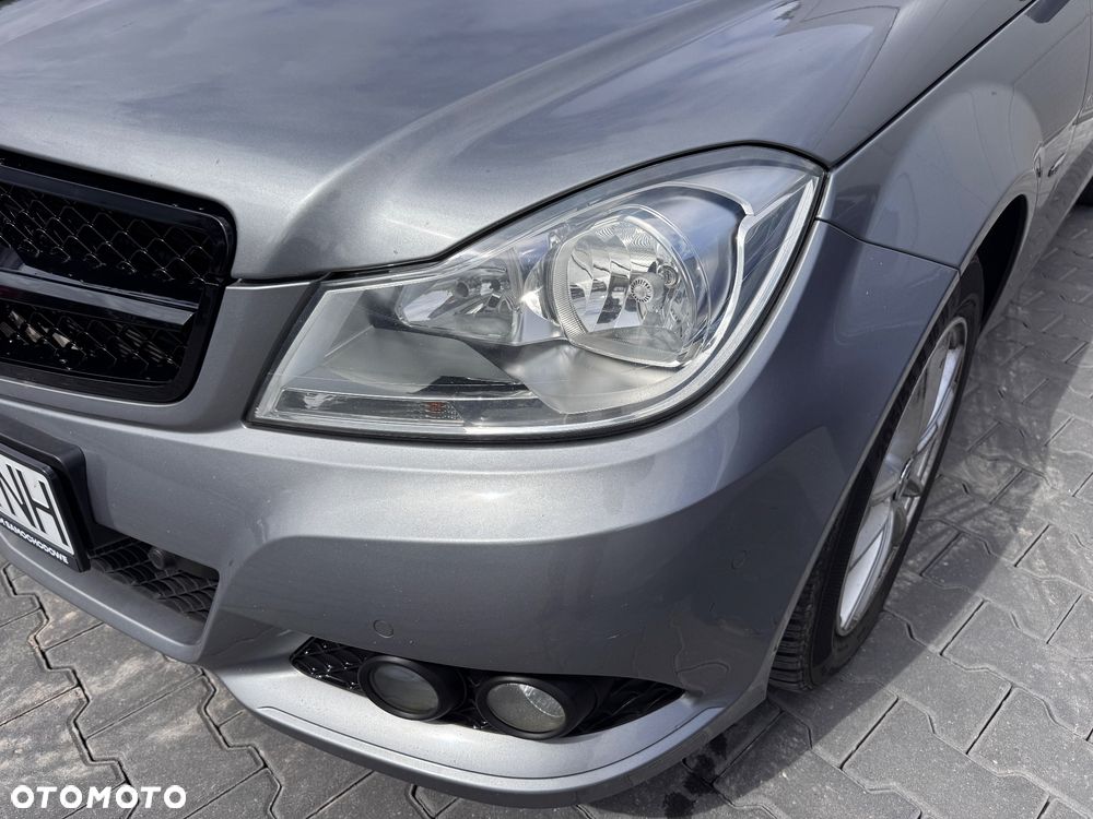 Mercedes-Benz Klasa C 220 CDI DPF Elegance - 3