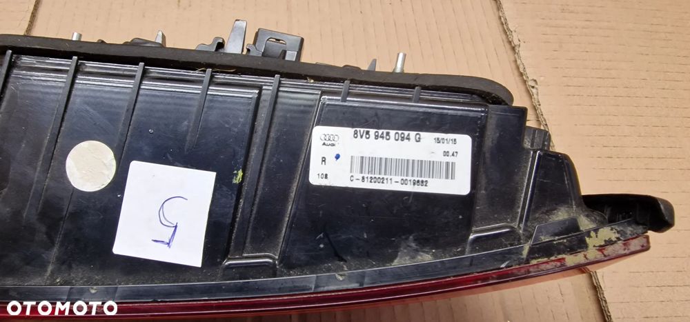 Lampa prawy tył tylna prawa Audi A3 8V 8V5945094G - 6