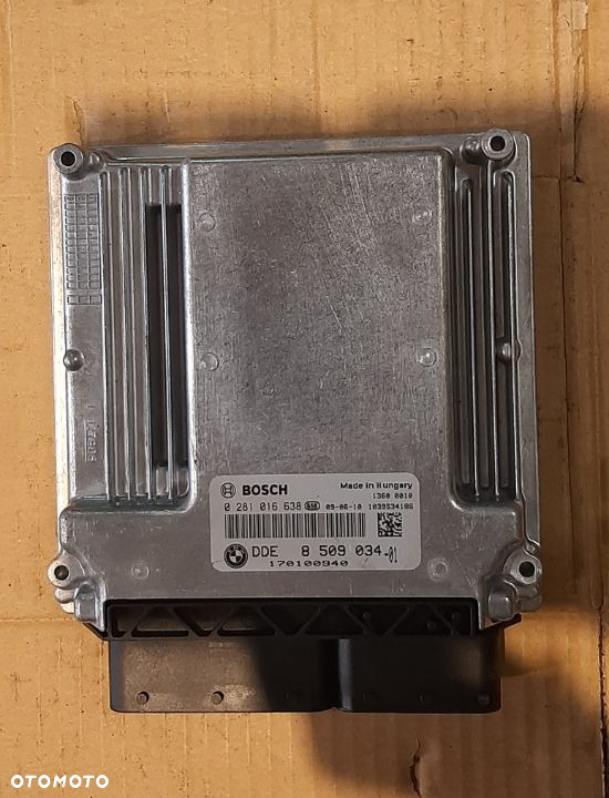 Sterownik silnika  BMW E60 E61 2.5l.d  197KM DDE 8509034