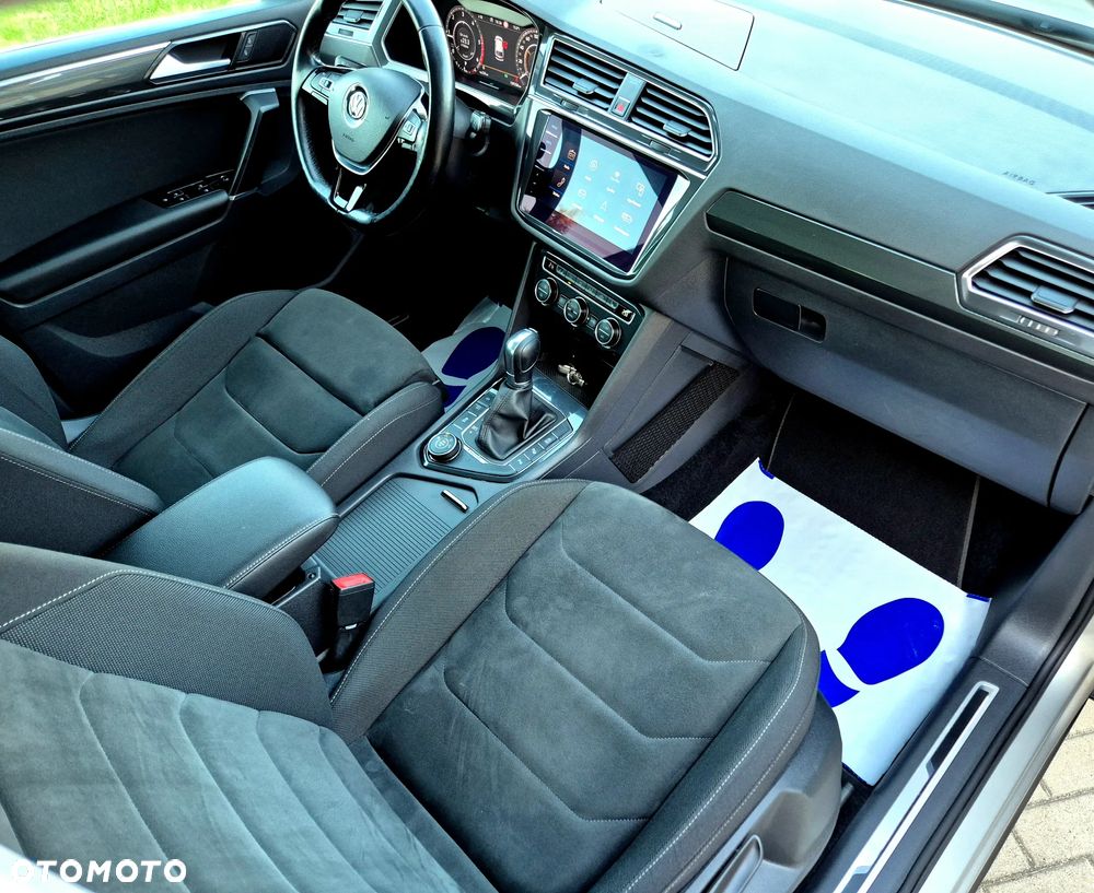 Volkswagen Tiguan 2.0 TDI SCR 4MOTION DSG Highline - 24