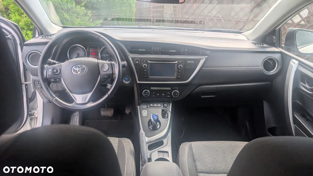 Toyota Auris - 18