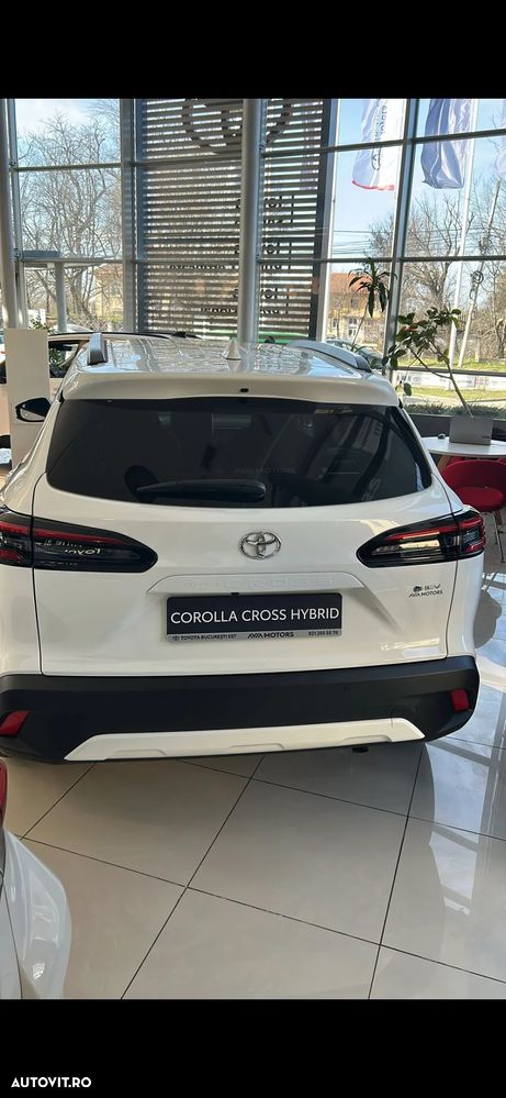 Toyota Corolla Cross - 3