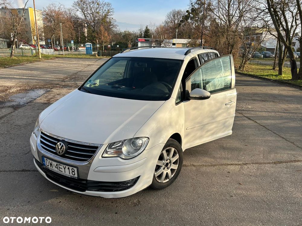 Volkswagen Touran 1.4 TSI Comfortline - 2