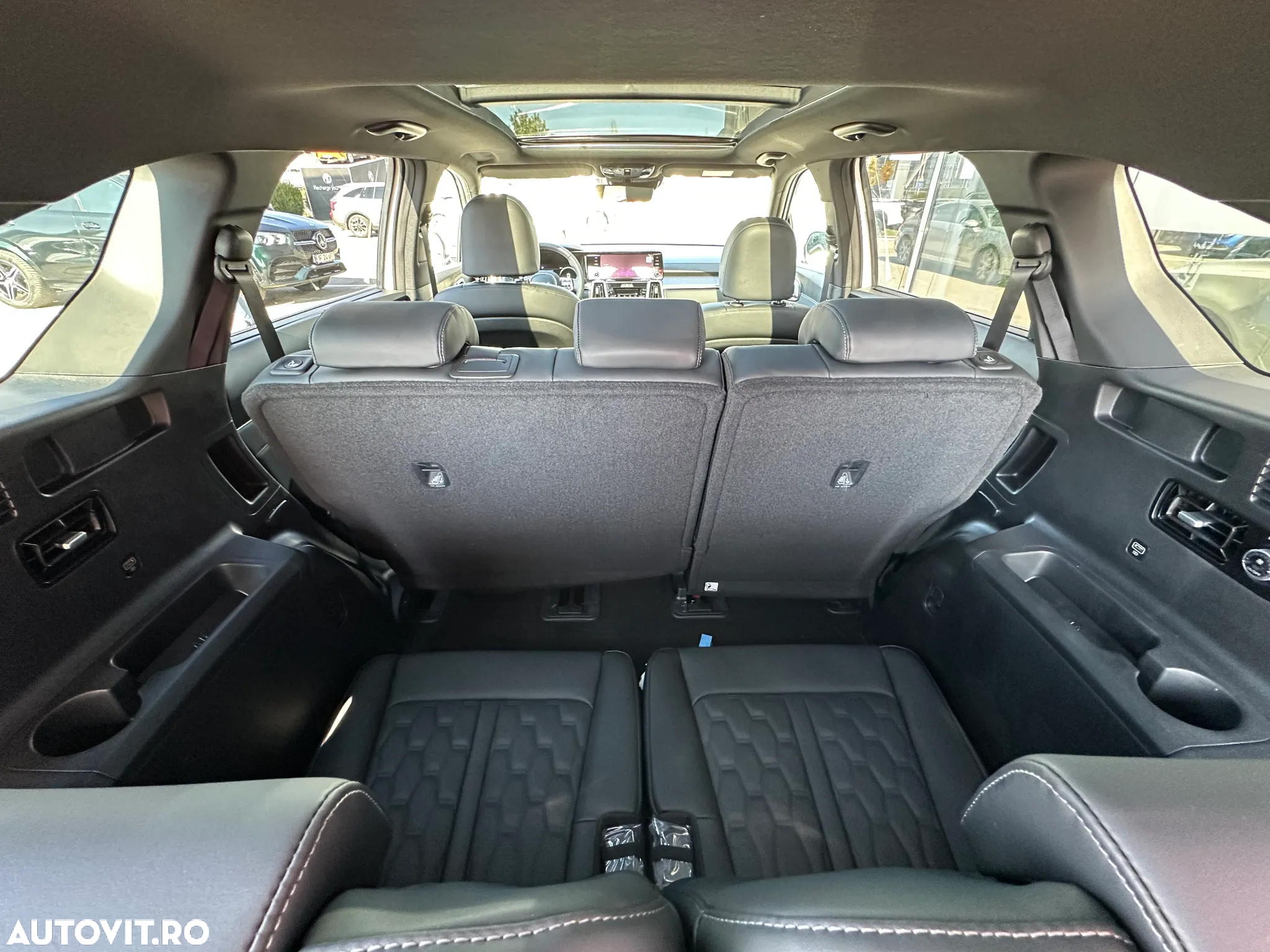 Kia Sorento 1.6 T-GDI PHEV 6AT 4x4 7P Premium+ - 12