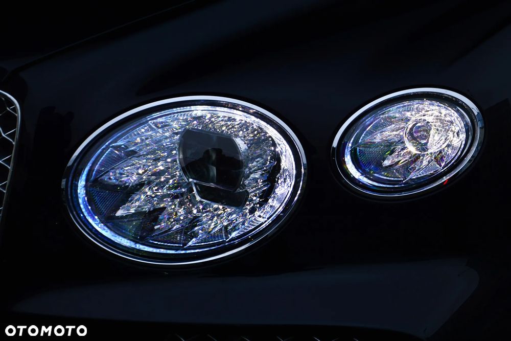 Bentley Bentayga V8 - 10