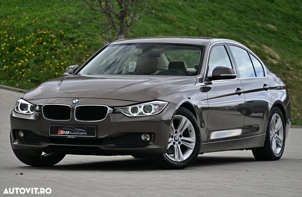 BMW Seria 3 320i Efficient Dynamics Edition - 13