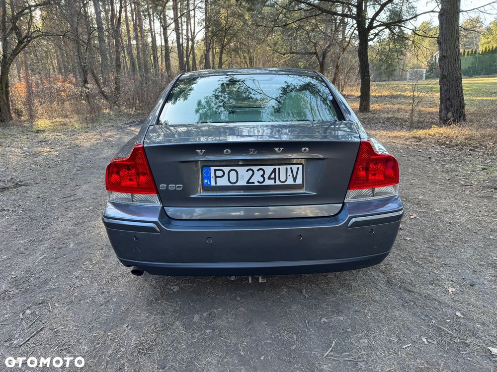 Volvo S60 2.4D Momentum - 7