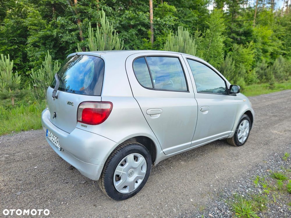 Toyota Yaris - 5