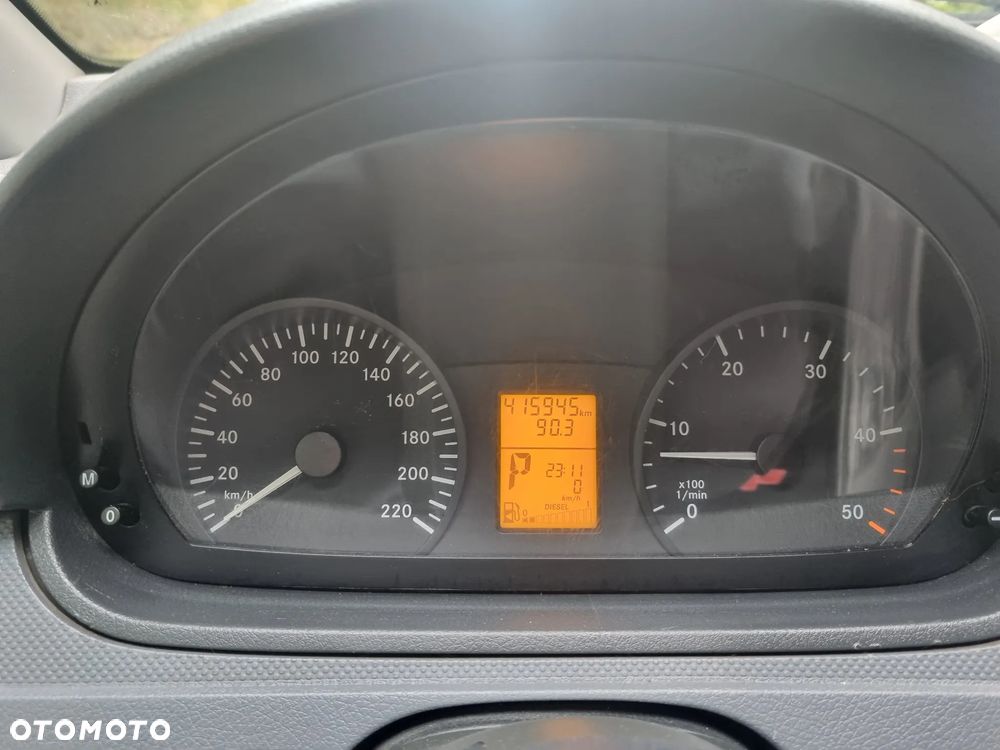 Mercedes-Benz Vito - 14