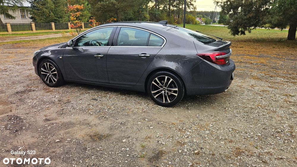 Opel Insignia 2.0 CDTI Cosmo S&S - 17