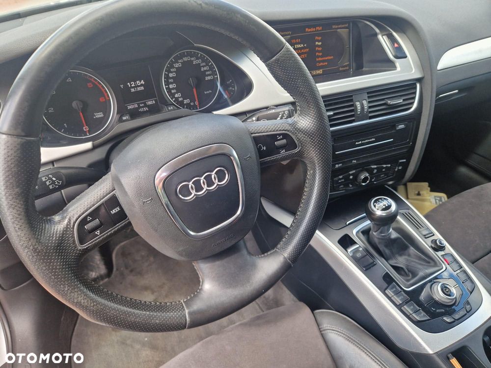 Audi A4 Avant 2.0 TDI Quattro - 13