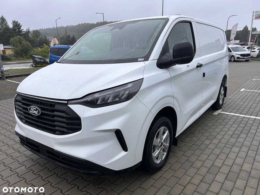 Ford Transit Custom Van - 1