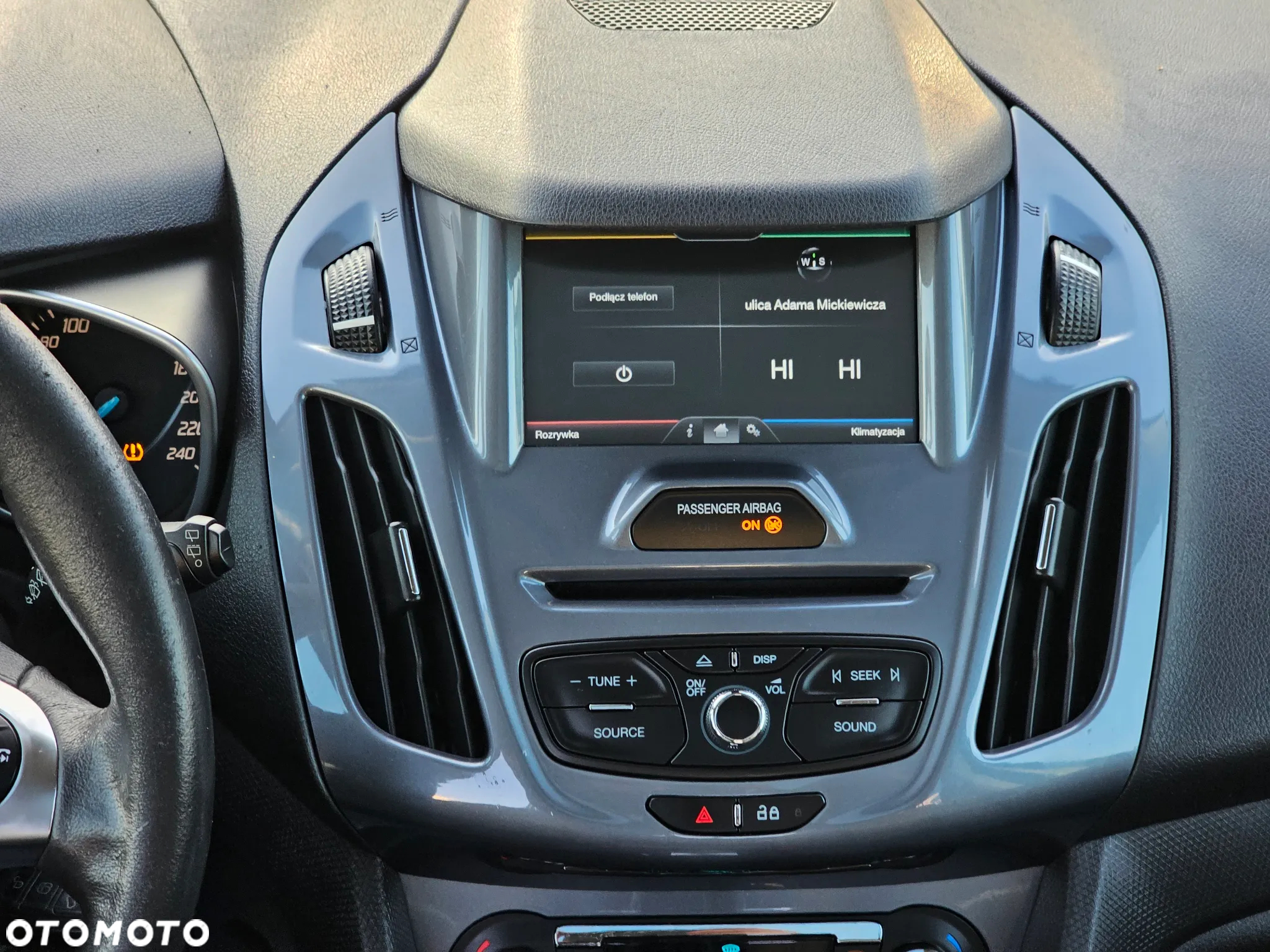 Ford Tourneo Connect Grand - 24