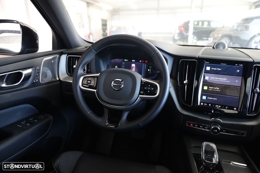 Volvo XC 60 2.0 T8 PHEV Ultra Dark AWD - 19
